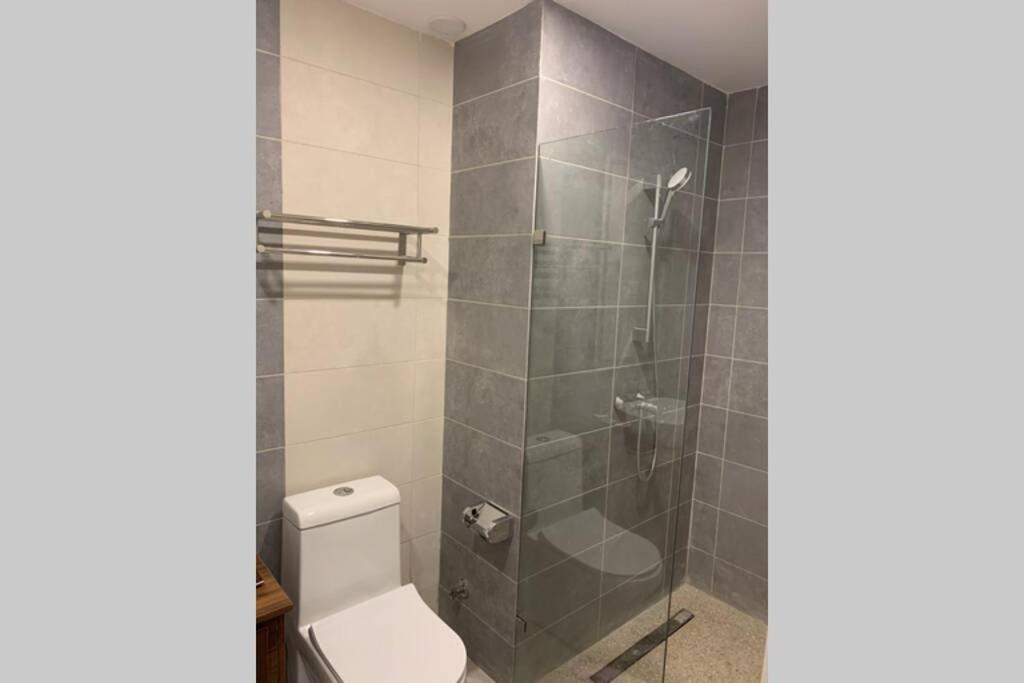Forest View Luxury Apartment In 3Mins Walk To Beach Pool View Wifi Kololi Exteriér fotografie